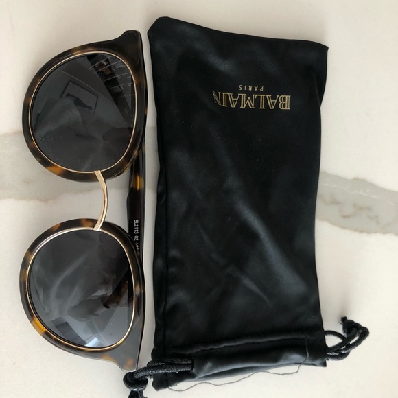 Balmain Tortoise sunglasses - Picture 2 of 4